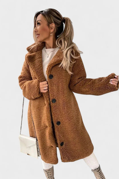 Mirela | Dlouhý teddy kabát s klopovým límcem v barvě camel