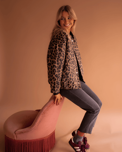 Leona | Bomber s leopardím vzorem